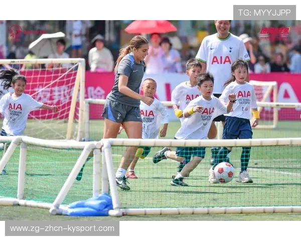 俱乐部在青训营引入外籍教练团以提高培养质量，俱乐部青训什么意思